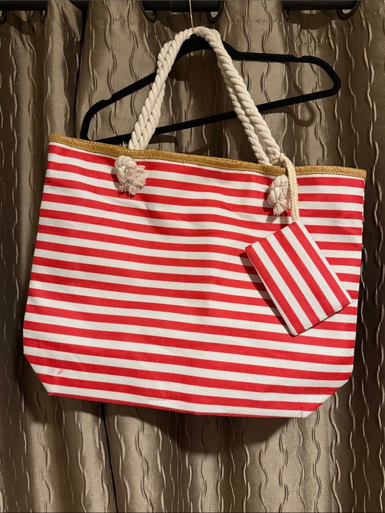 Handbags - Striped Red and White Rope-Handle Beach Tote